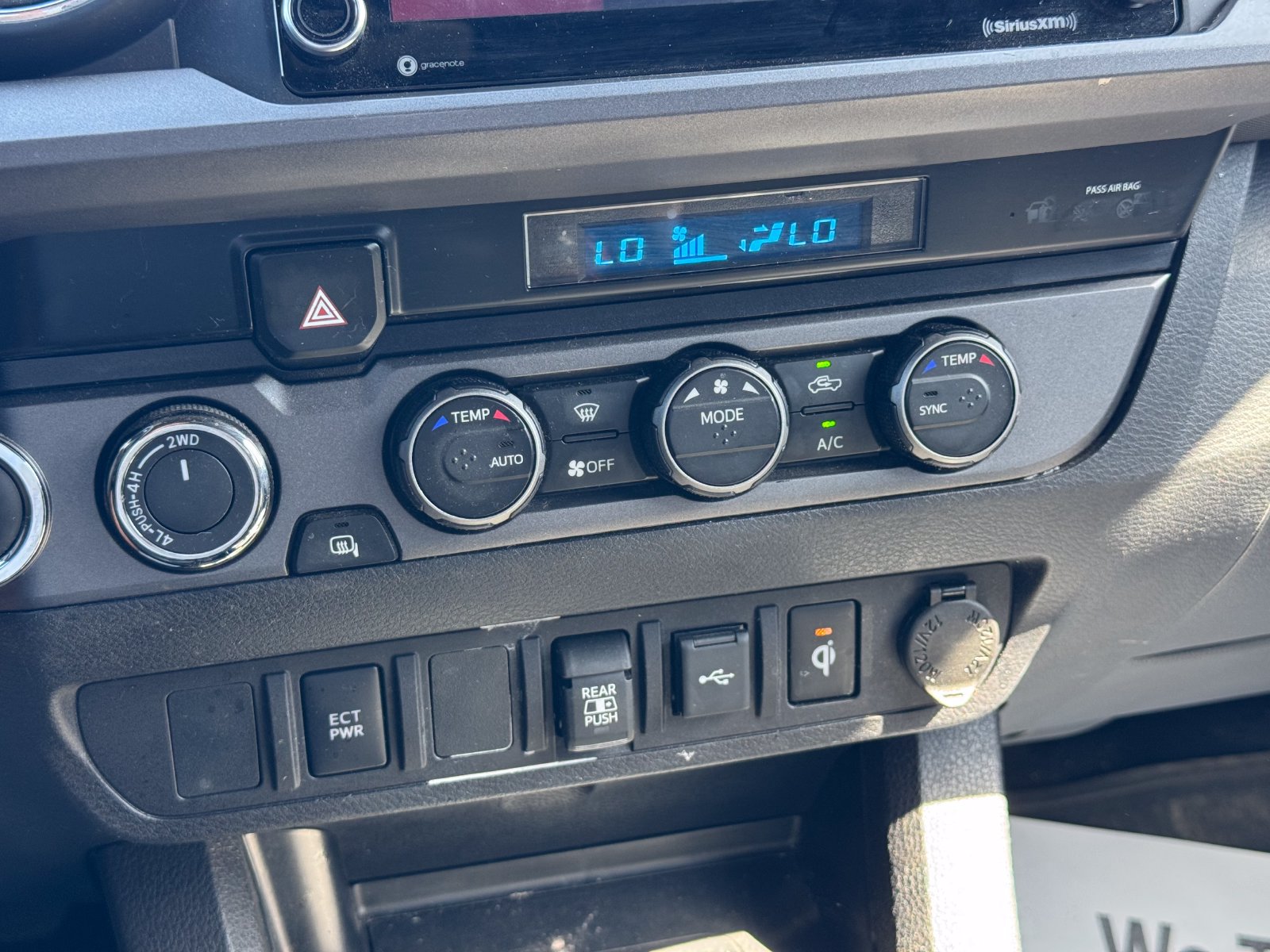 Used 2023 Toyota Tacoma TRD Off-Road AWD/4WD image 23