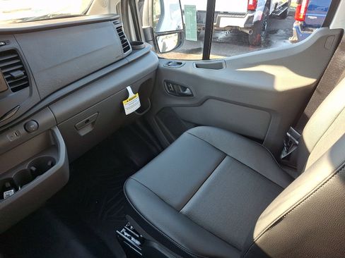 New 2026 Ford Transit 150 Low Roof w/ Load Area Protection Package RWD image 11
