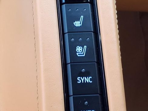 Used 2023 Chevrolet Corvette Z06 image 21