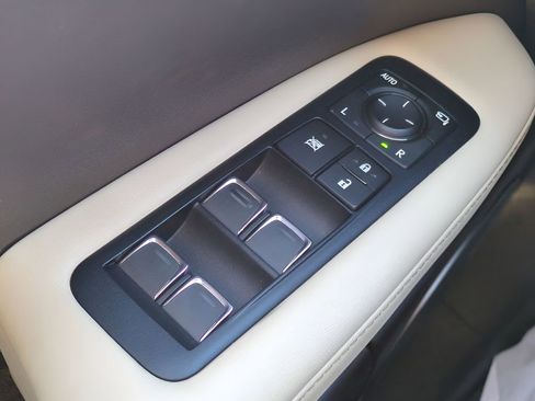 Used 2017 Lexus RX 350 AWD w/ Premium Package image 32