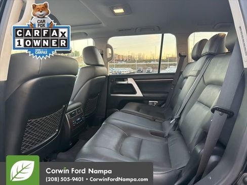 Used 2021 Toyota Land Cruiser image 12