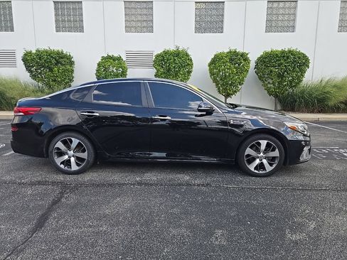Used 2020 Kia Optima S FWD image 9