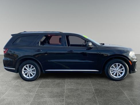 Used 2023 Dodge Durango SXT image 6