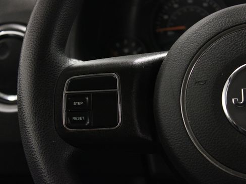 Used 2015 Jeep Compass Sport w/ Power Value Group AWD/4WD image 19