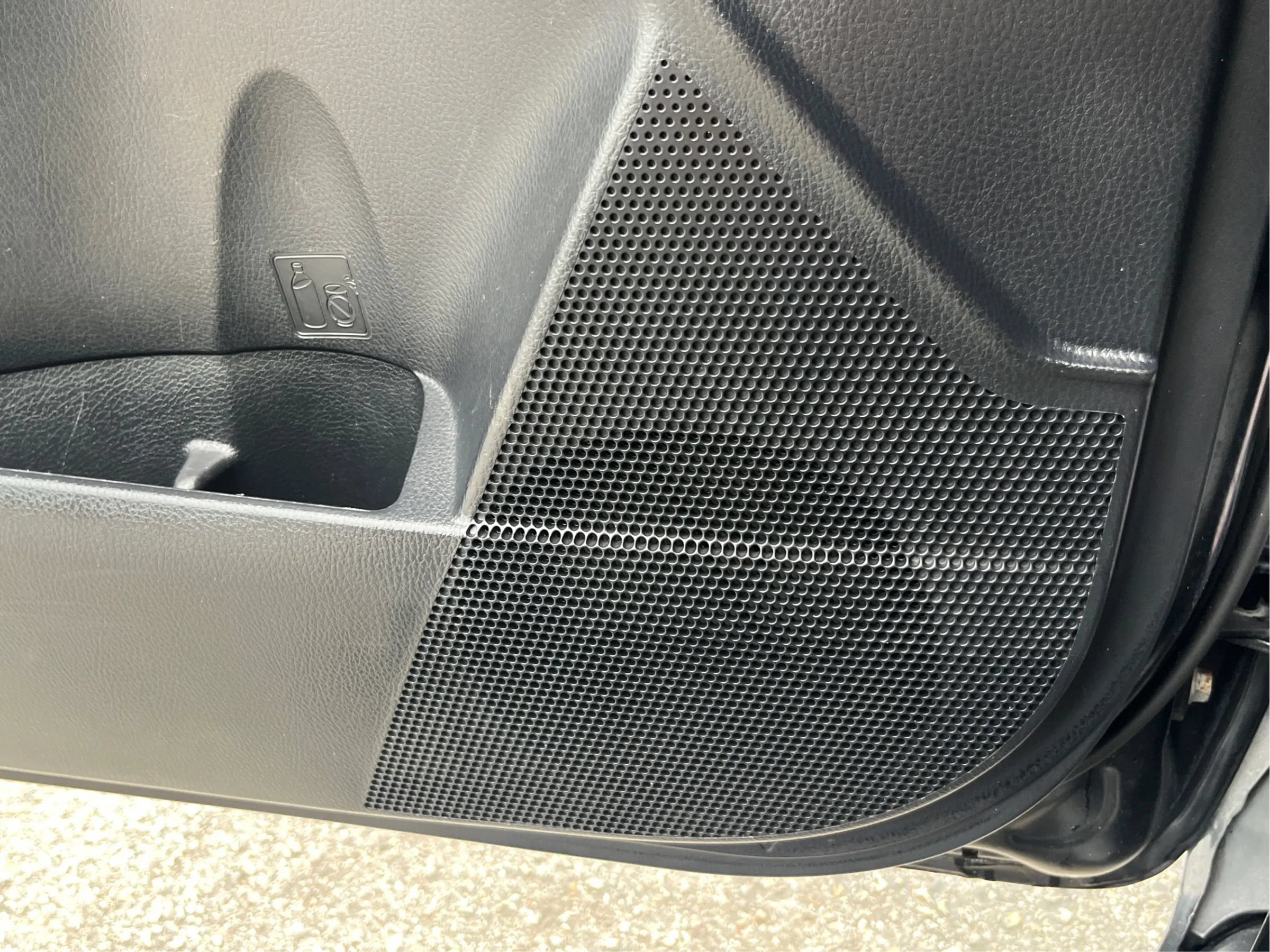 Used 2016 Toyota Corolla L FWD image 26