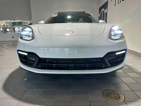 Used 2022 Porsche Panamera 4 AWD/4WD image 2