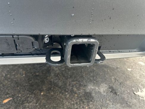 New 2025 Ford Explorer Active w/ Active Comfort Package image 10