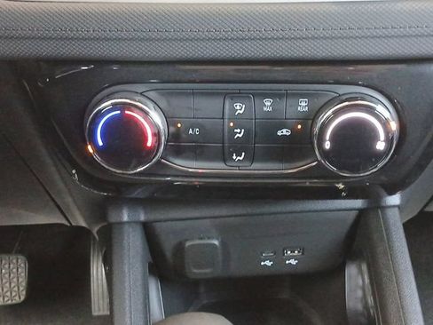 Used 2026 Chevrolet TrailBlazer LT w/ Driver Confidence Package FWD image 4