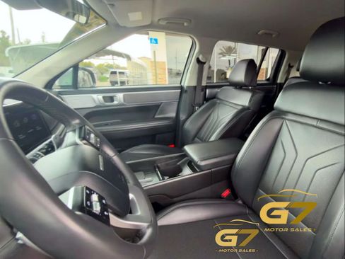 Used 2024 Hyundai Santa Fe SEL FWD image 10