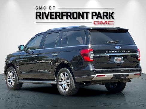 Used 2023 Ford Expedition Limited image 5
