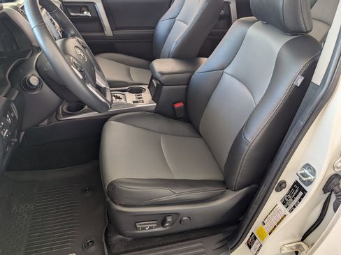 Used 2020 Toyota 4Runner SR5 Premium w/ Moonroof Package image 17