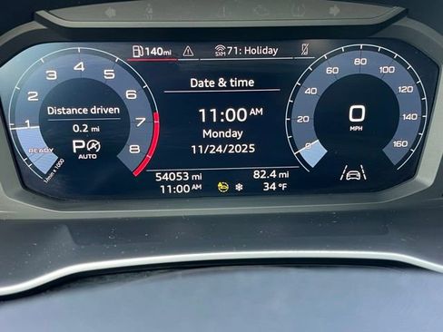 Used 2023 Audi Q3 2.0T Premium image 12