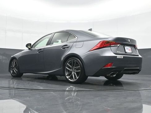 Used 2018 Lexus IS 300 F Sport w/ F Sport Package image 19