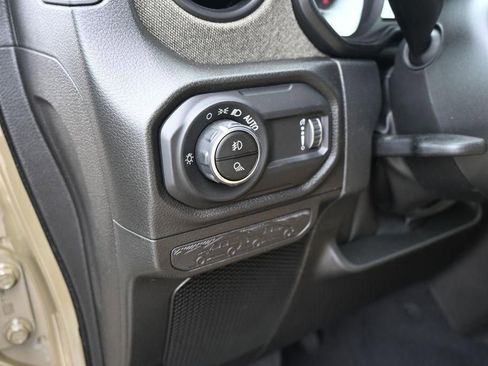 New 2026 Jeep Gladiator Willys image 13