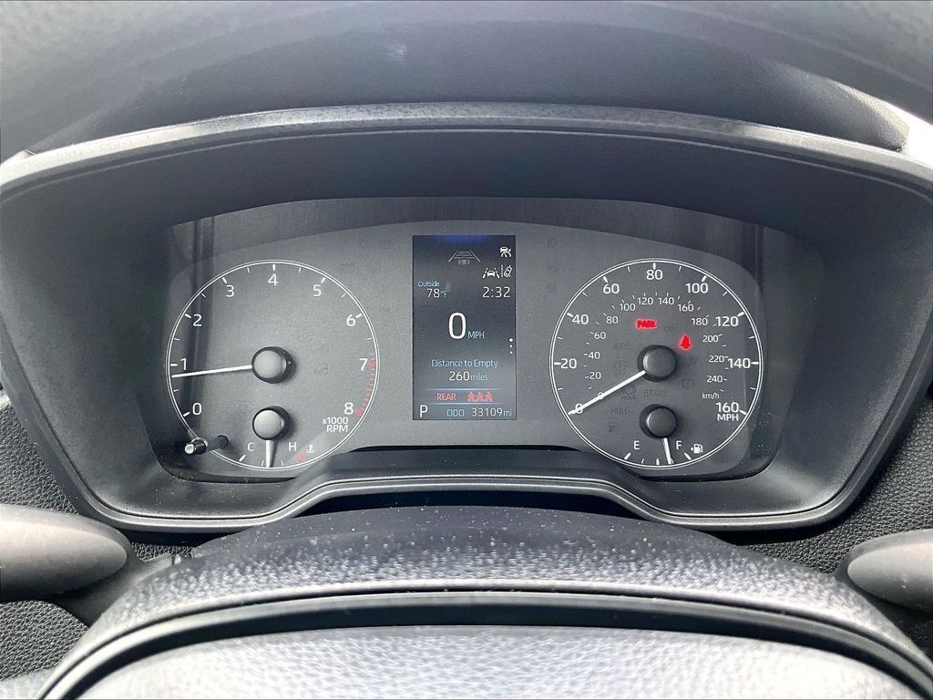 Used 2025 Toyota Corolla LE FWD image 25