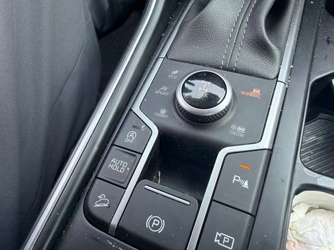 Certified 2025 Kia Sorento S w/ Panoramic Sunroof Package AWD/4WD image 20
