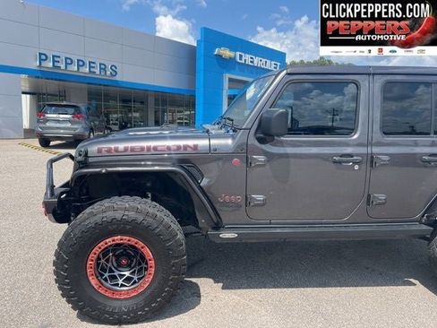 Used 2021 Jeep Wrangler Unlimited Rubicon AWD/4WD image 2