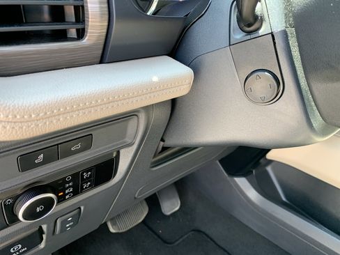 Used 2024 Ford Expedition Limited AWD/4WD image 19