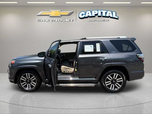 Used 2016 Toyota 4Runner Limited RWD image 9