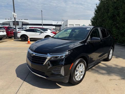 Used 2024 Chevrolet Equinox LT FWD image 7