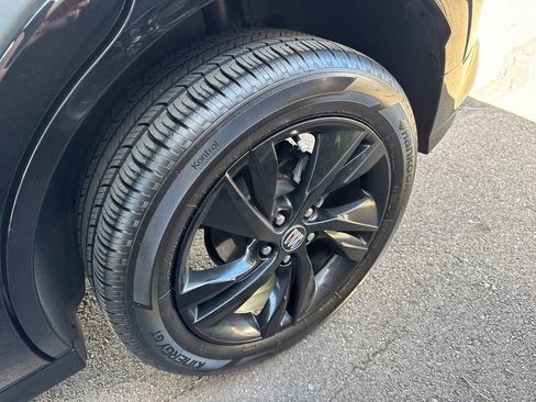 Used 2025 Buick Encore GX Sport Touring image 19