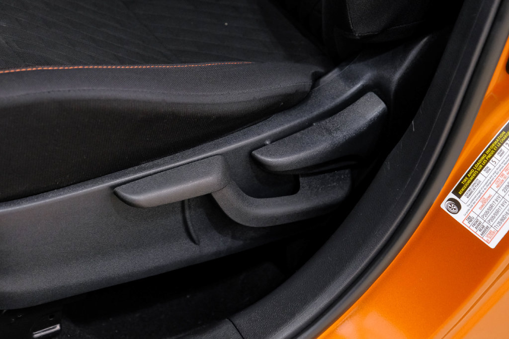 Used 2023 Nissan Kicks SR FWD image 43