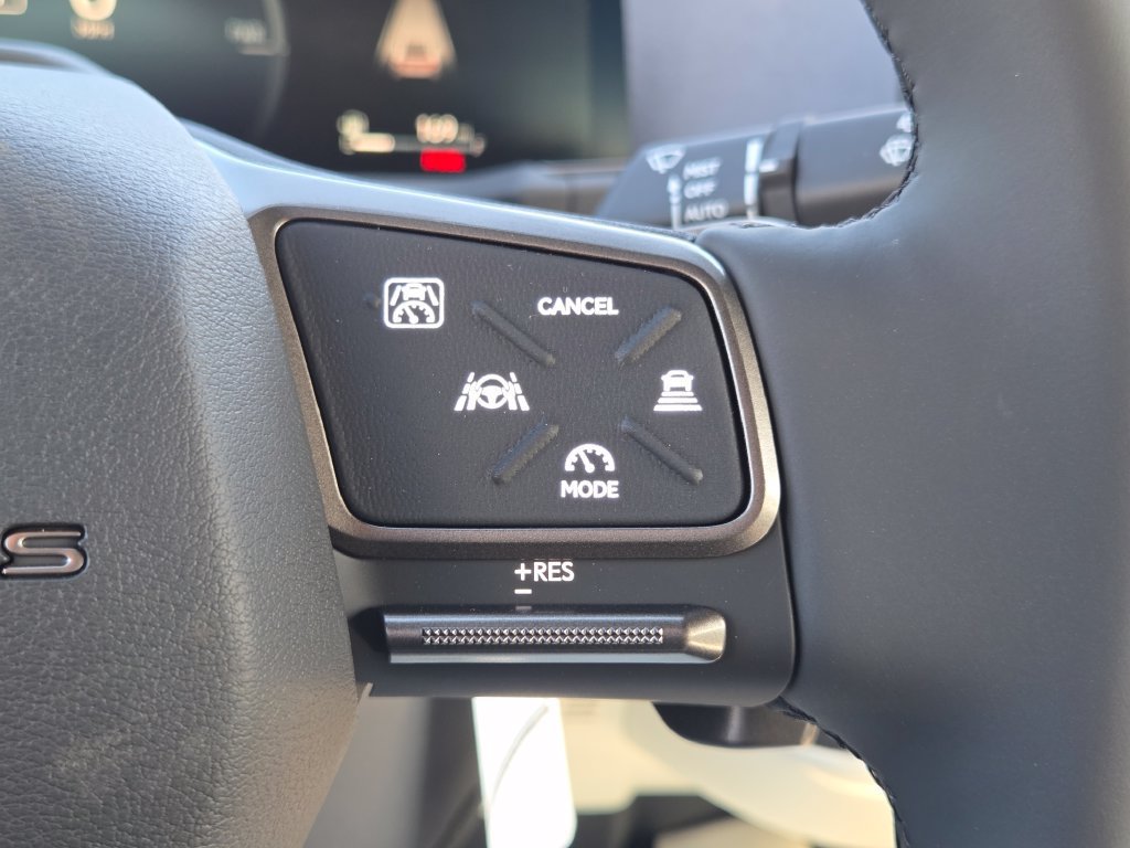 New 2026 Lexus ES 350h w/ Cold Area Package FWD image 21