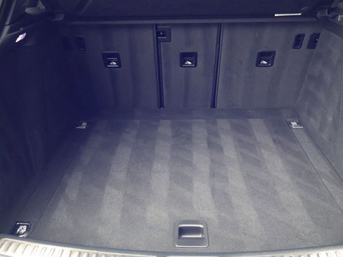 Certified 2025 Porsche Macan image 22