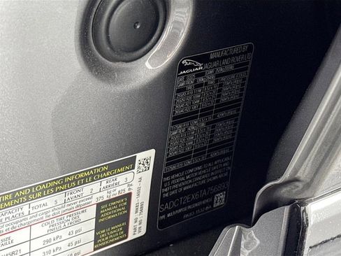 Used 2026 Jaguar F-PACE R-Dynamic S image 34