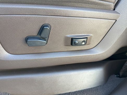 Used 2025 RAM 3500 Longhorn image 19