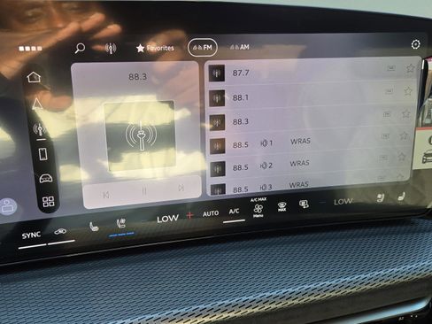 New 2026 Audi SQ5 Premium Plus image 19