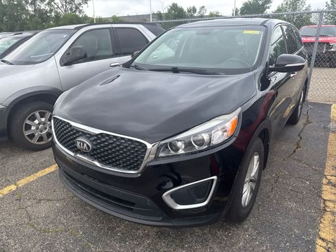 Used 2018 Kia Sorento L FWD image 2