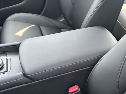 New 2026 MAZDA MAZDA3 2.5 S Sedan w/ Preferred Pkg FWD image 21