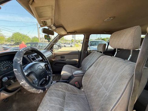 Used 1998 Toyota 4Runner SR5 image 12