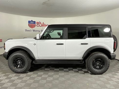 New 2026 Ford Bronco Outer Banks w/ Sasquatch Package AWD/4WD image 6