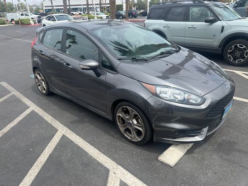 Used 2017 Ford Fiesta ST FWD image 1