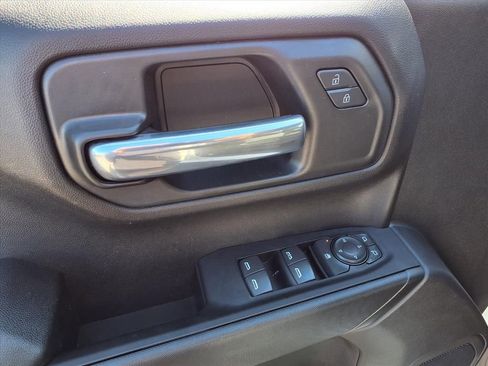 Used 2026 Chevrolet Silverado 1500 Custom image 17