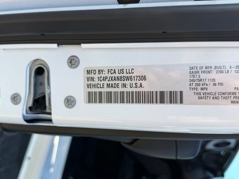 Used 2025 Jeep Wrangler Sport AWD/4WD image 22