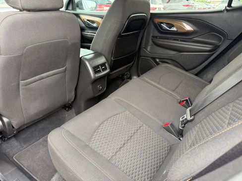 Used 2020 GMC Terrain SLE w/ Elevation Edition FWD image 10
