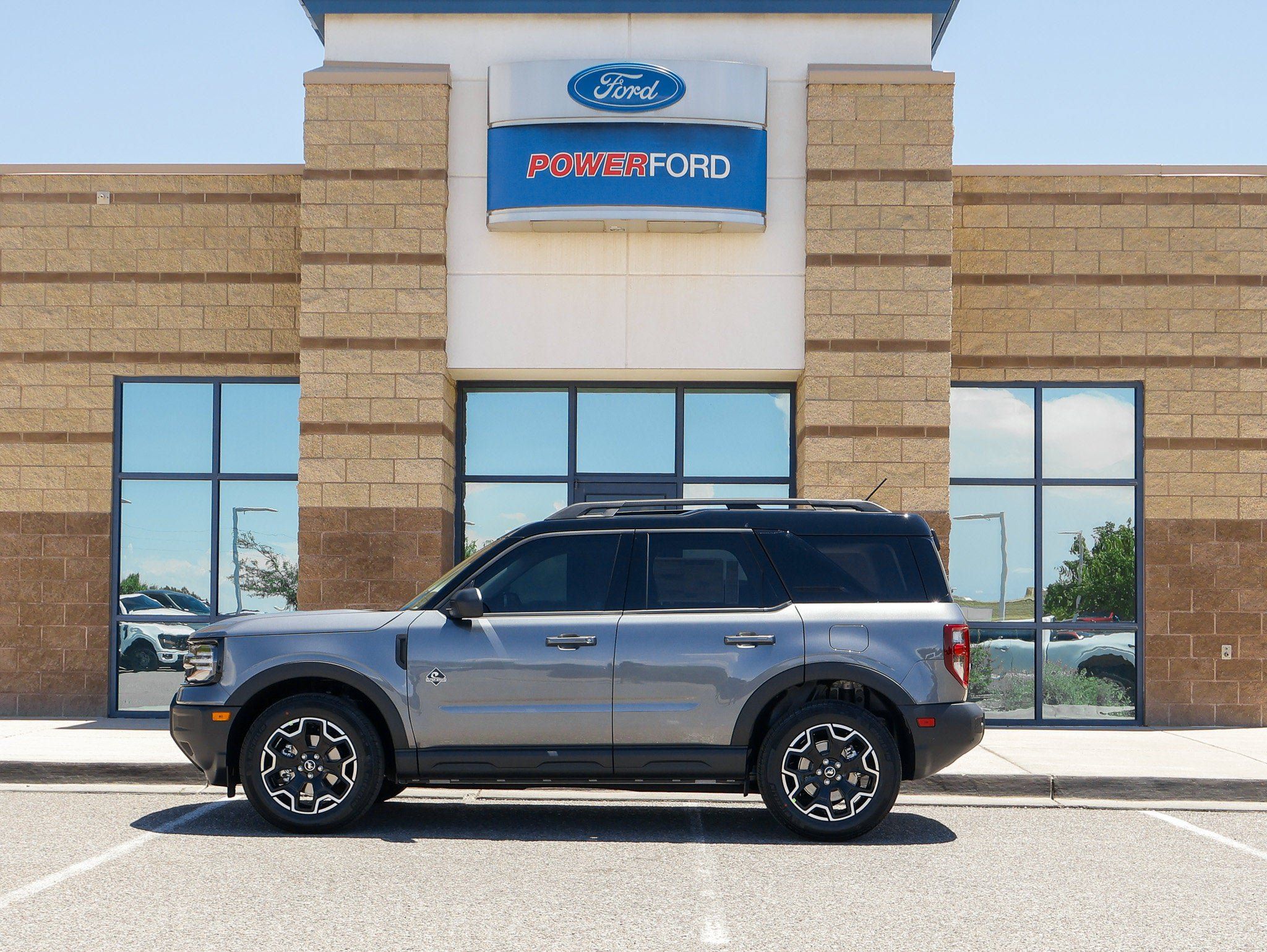 New 2026 Ford Bronco Sport Outer Banks AWD/4WD image 9