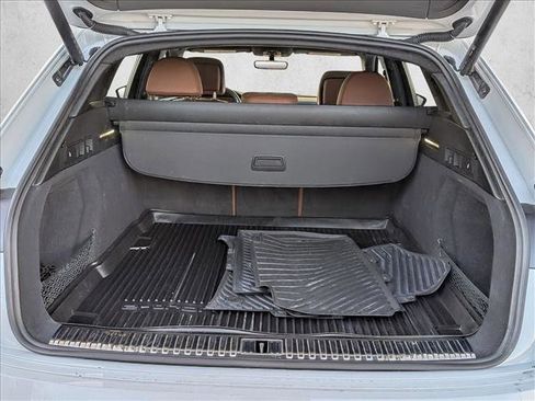 Certified 2022 Audi e-tron Premium Plus w/ Premium Plus Package image 6