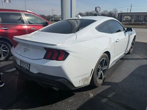 Used 2024 Ford Mustang Premium image 11