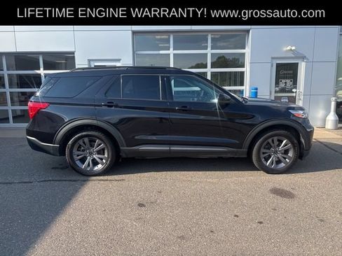 Used 2022 Ford Explorer XLT w/ XLT Sport Appearance Package AWD/4WD image 8