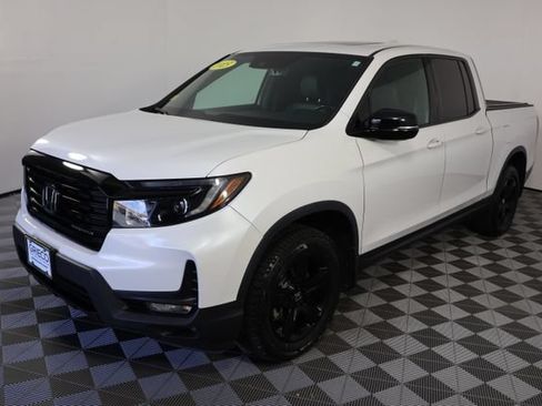 Used 2023 Honda Ridgeline Black Edition image 4