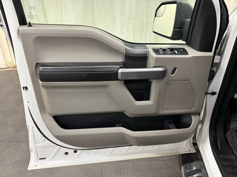 Used 2017 Ford F150 XLT w/ Equipment Group 301A Mid image 25