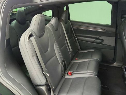 Used 2024 Tesla Model X image 28