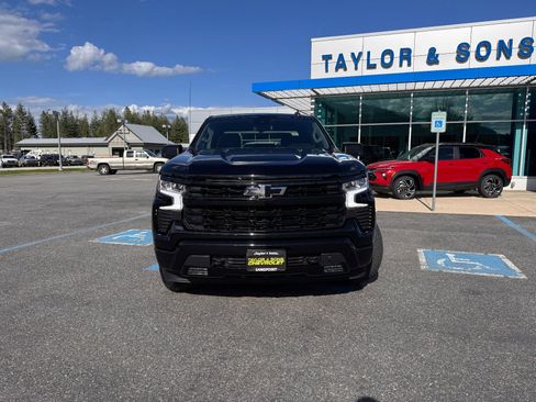Used 2023 Chevrolet Silverado 1500 RST AWD/4WD image 2