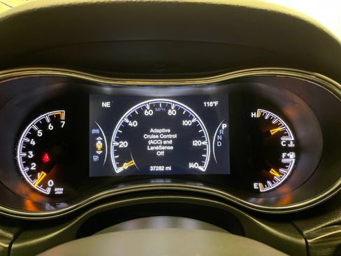 Certified 2021 Jeep Grand Cherokee Limited w/ Quick Order Package 28K 80th AWD/4WD image 14