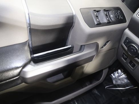 Used 2019 Ford F150 XLT w/ Equipment Group 302A Luxury image 24