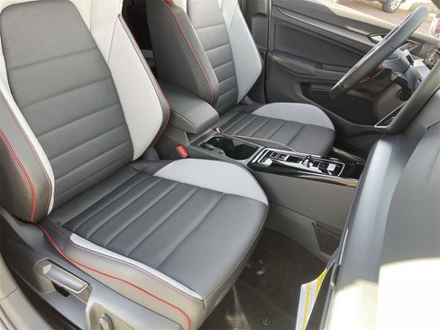 New 2026 Volkswagen GTI SE image 7